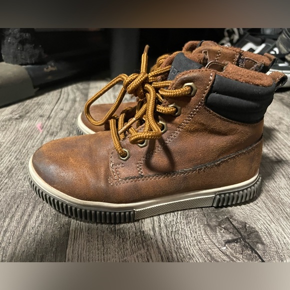 Boots - Picture 1 of 5